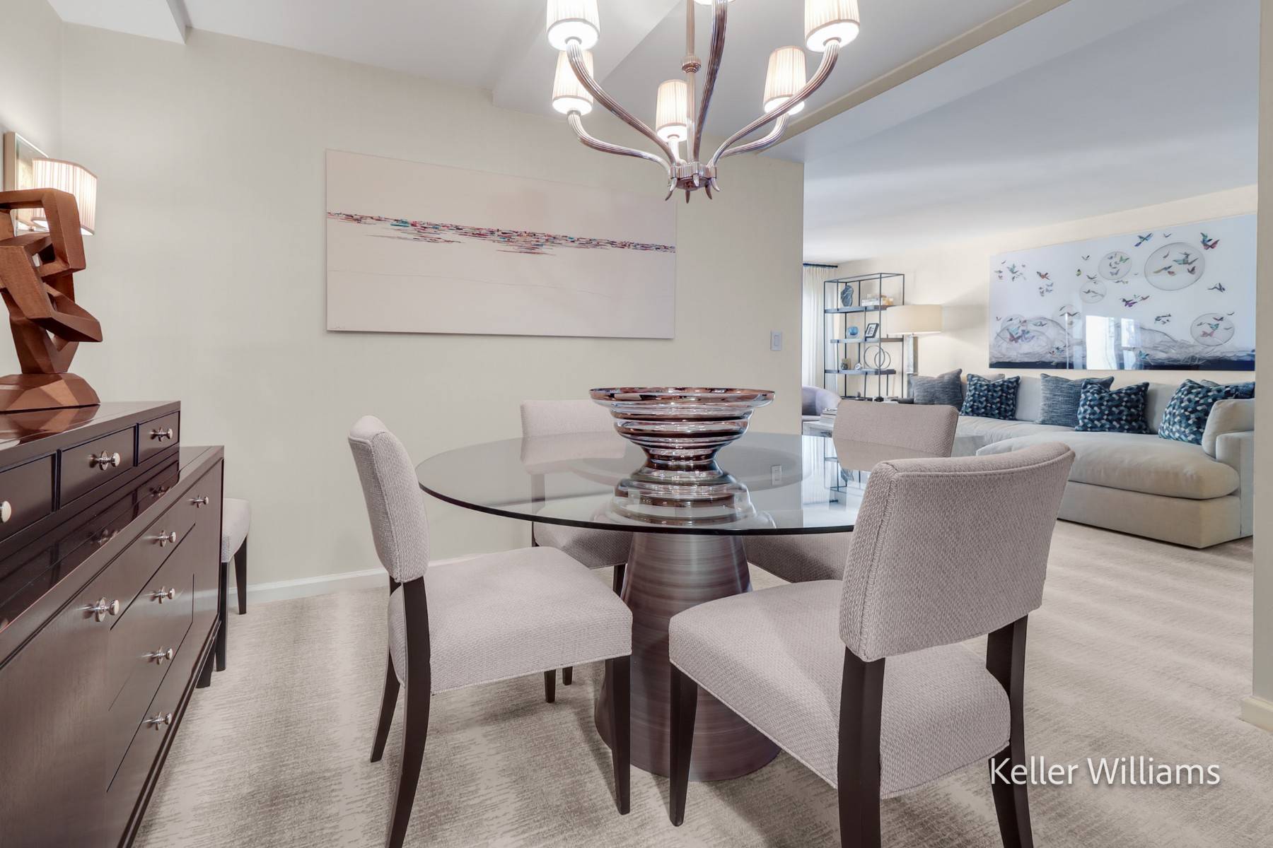 EXPANSIVE HOME RARELY AVAILABLE Welcome to the opportunity to own an enormous two bedroom plus dining room at the Bryn Mawr in the heart of the Upper East Side.