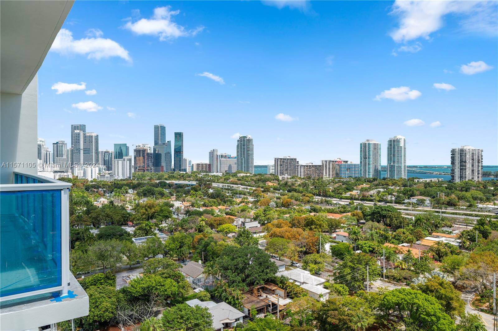 Welcome Home to your prime location in The Roads near Brickell area and I95.