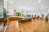 Gourmet Eat-in Kitchen