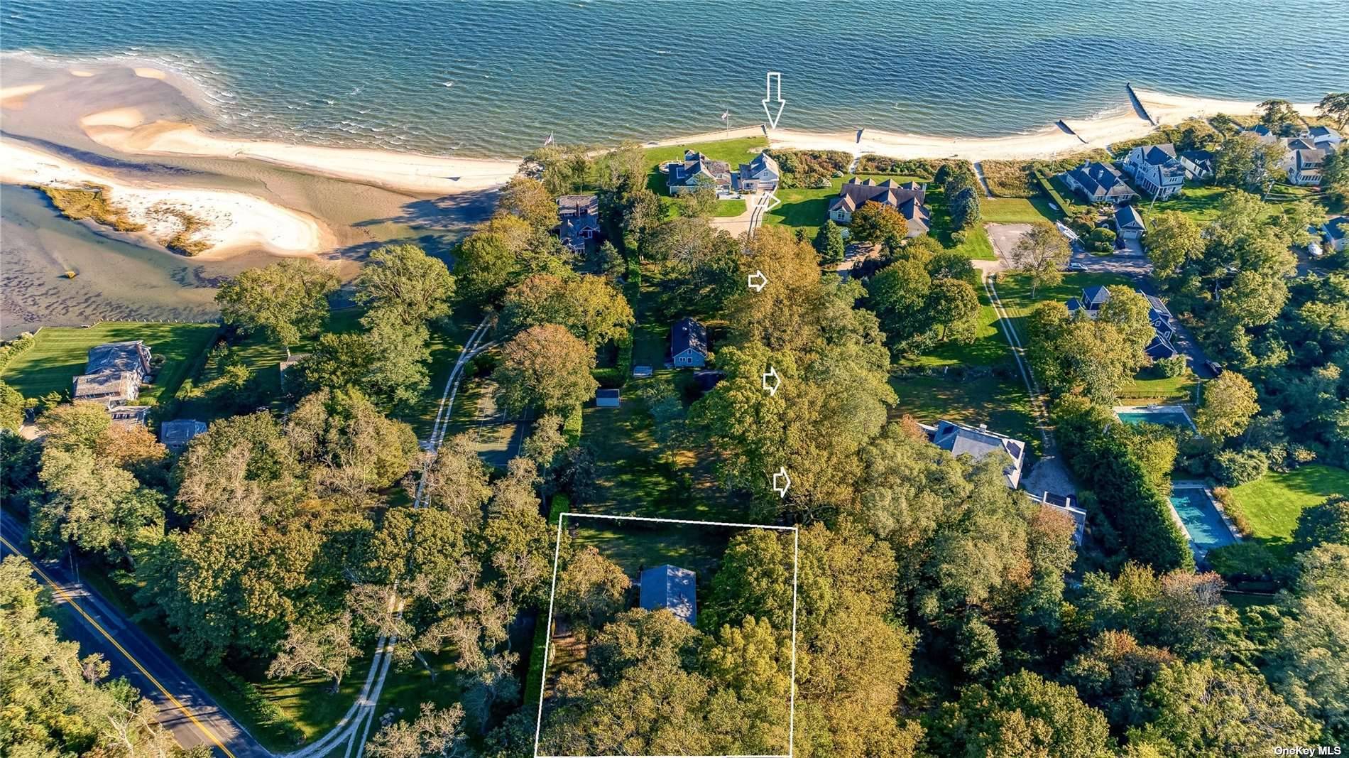 Cutchogue New Suffolk DEEDED Bay Beach Cutchogue, North Fork Simple and attractive one level living is found in this 1970's ranch home with deeded bay beach 2 houses away.