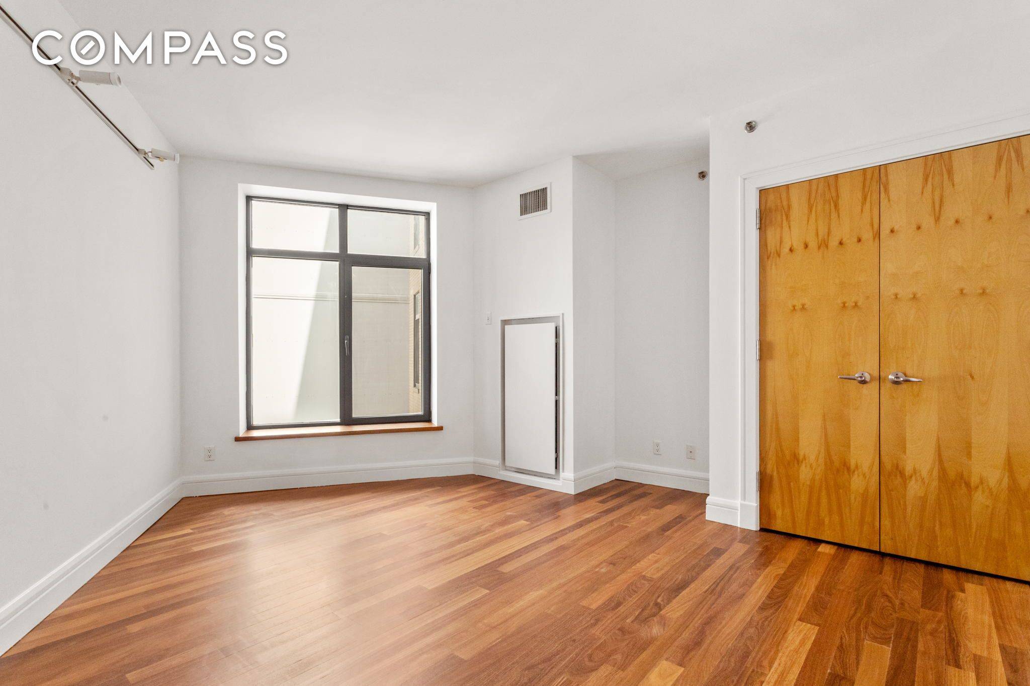 AVAILABLE NOW This 1660sf 3 bed 2 bath rental delivers the best of everything Brooklyn has to offer.