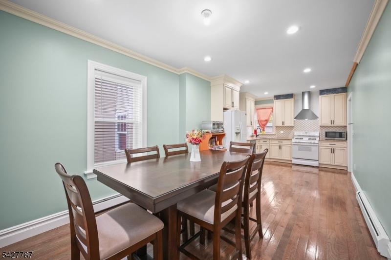 Kitchen/Dinning