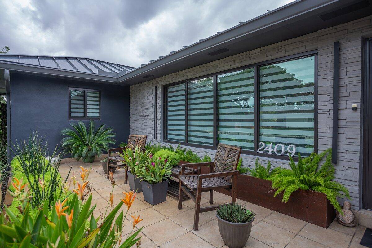 ''MOTOVATED SELLER MAKE OFFER'' Beautiful 3 bedroom home located in Wilton Manors, all redone with new metal roof with 6'' Gutters, New Hurricane impact windows and doors through out, New ...