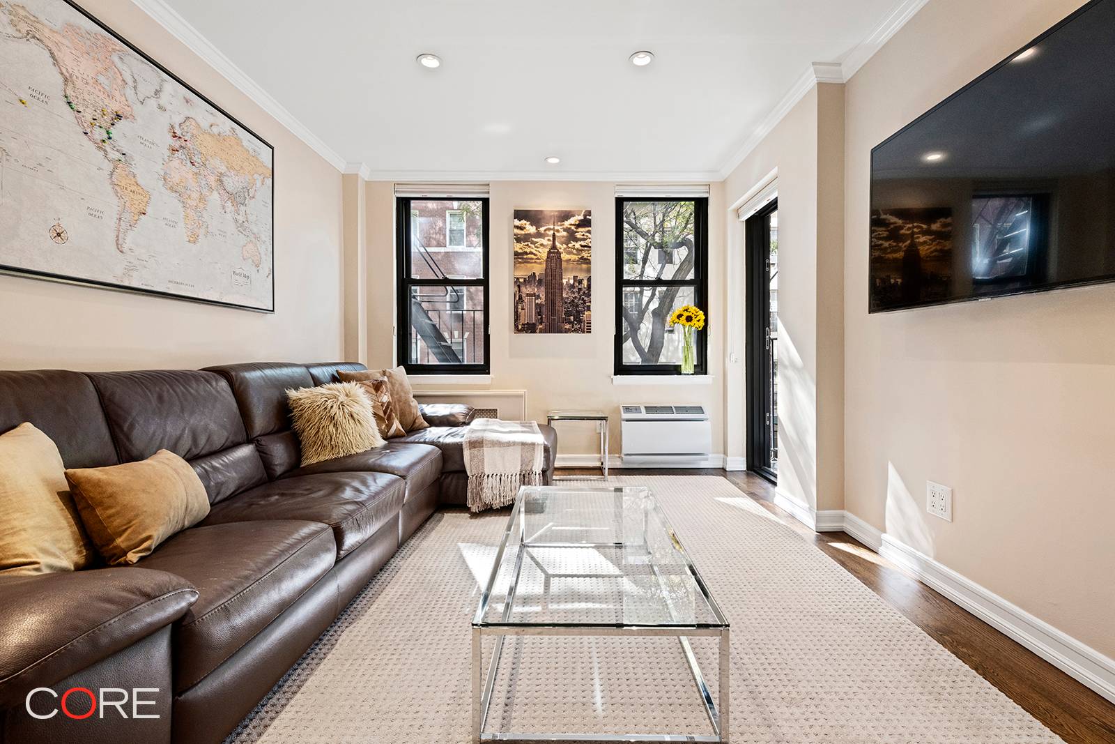 Live Work Perfection Located on one of the most desirable tree lined residential blocks of New York City, 315 West 55th Street is at the crossroads of Columbus Circle and ...
