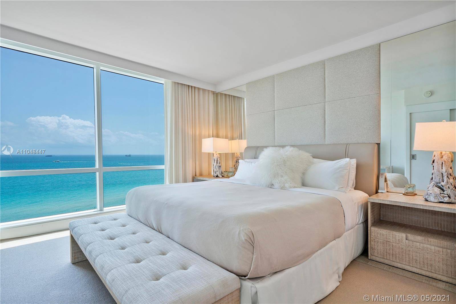 Amazing direct ocean 3 bedroom with breathtaking views of the ocean.