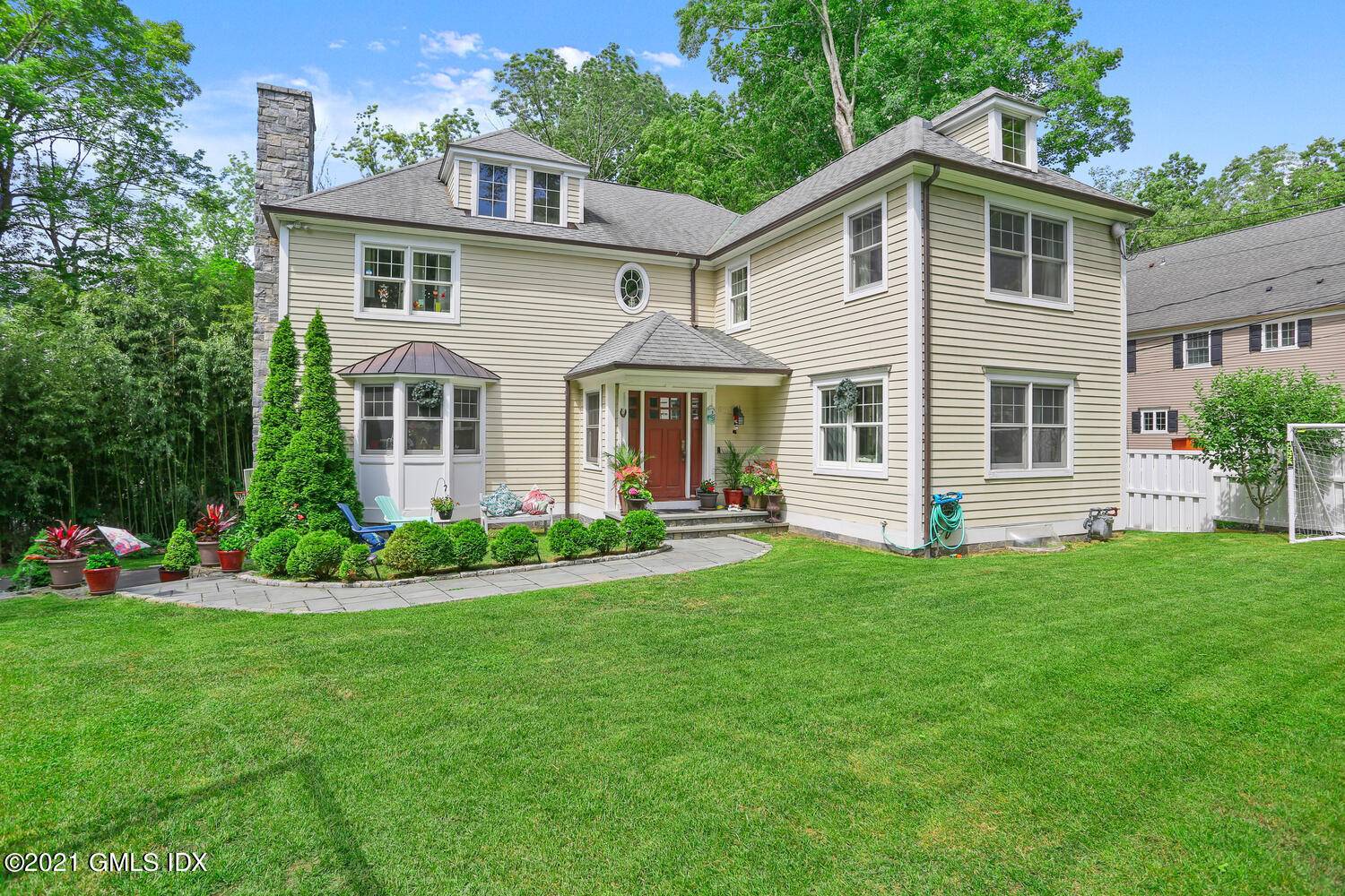 This in town colonial in the North Street School district is perfect for today's lifestyle.