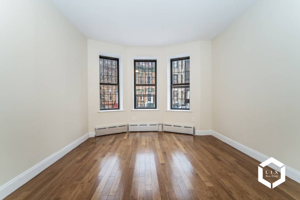 Remodeled 3 Bedrooms 2 Bathrooms Apartment near 2 amp ; 5 Trains in Flatbush !