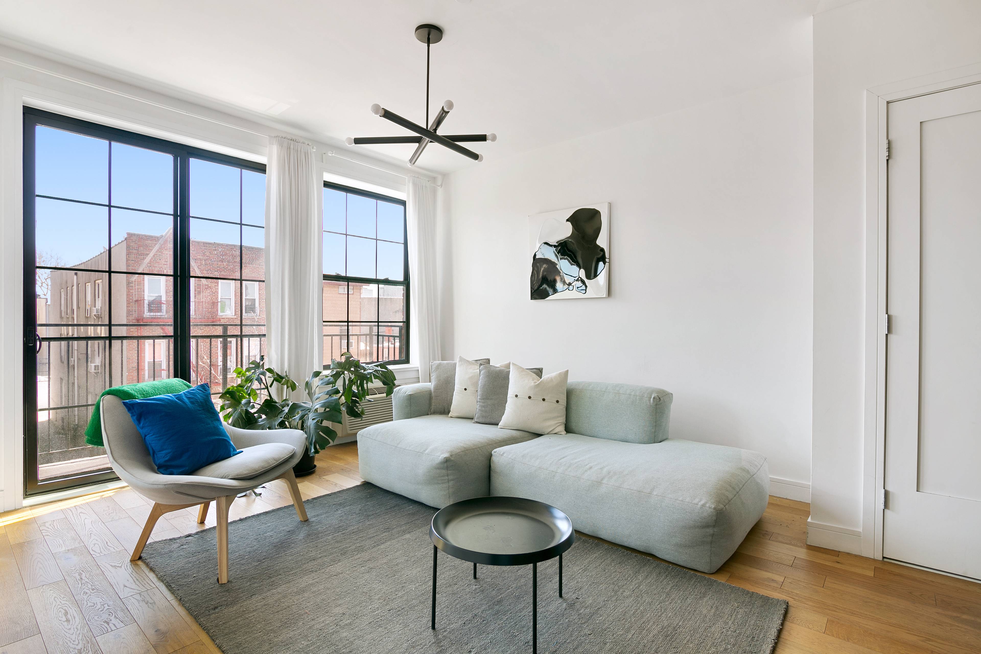 Upon entering this stunning apartment, you will be drawn to the oversize windows with South Eastern exposures that bathe the home with sunlight throughout the day.