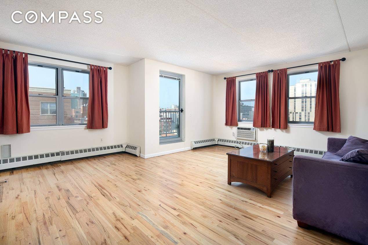 PRICE DROP ! HARLEM 3 BDRMS 2BTHS 130SF 2 PRIVATE BALCONIES 799, 000 Best Priced Three Bedroom, Two Bathroom Apartment with Outdoor Space in all of Manhattan !