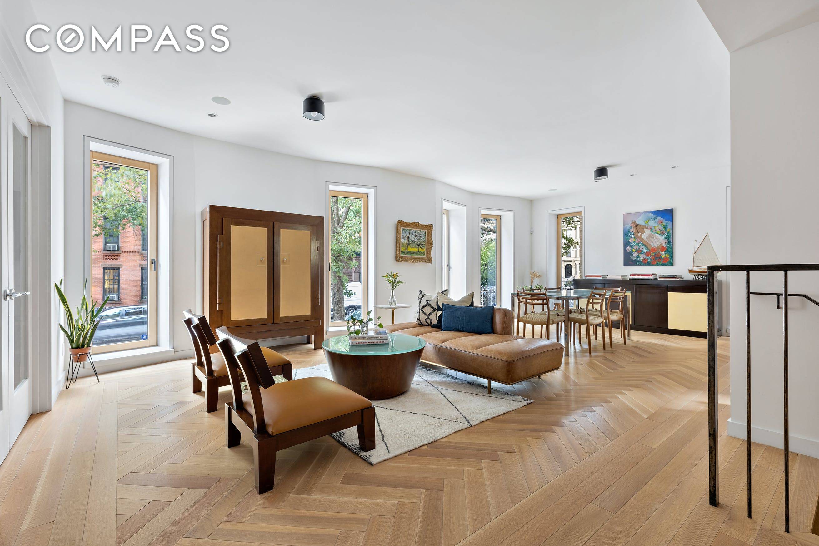 Park Slope splendor awaits in this three bedroom plus office, three bathroom duplex featuring contemporary European styling, gorgeous natural light and private outdoor space on the prime corner of 6th ...