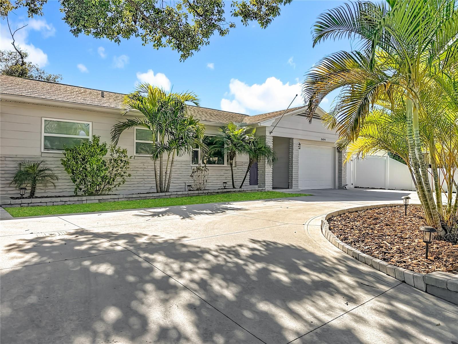 Welcome to 3604 W. Bay to Bay - Zip Code Envy