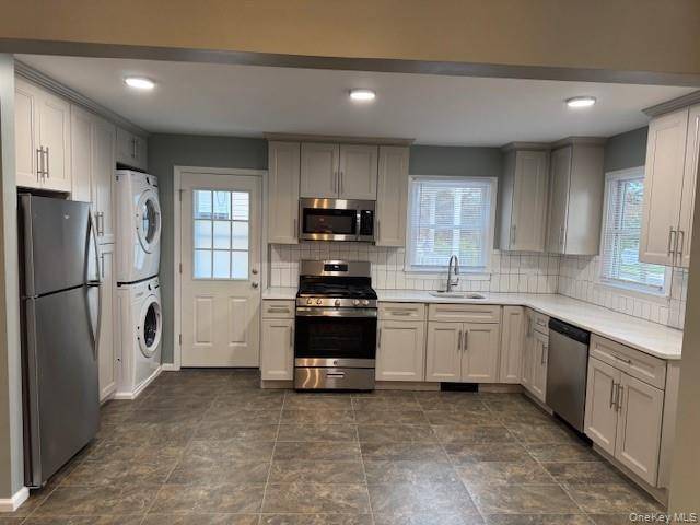 Beautifully Renovated 3 Bedroom, 1 Bath Apartment Williston Park 1st Floor Welcome to this completely updated 1st floor apartment in the heart of Williston Park !