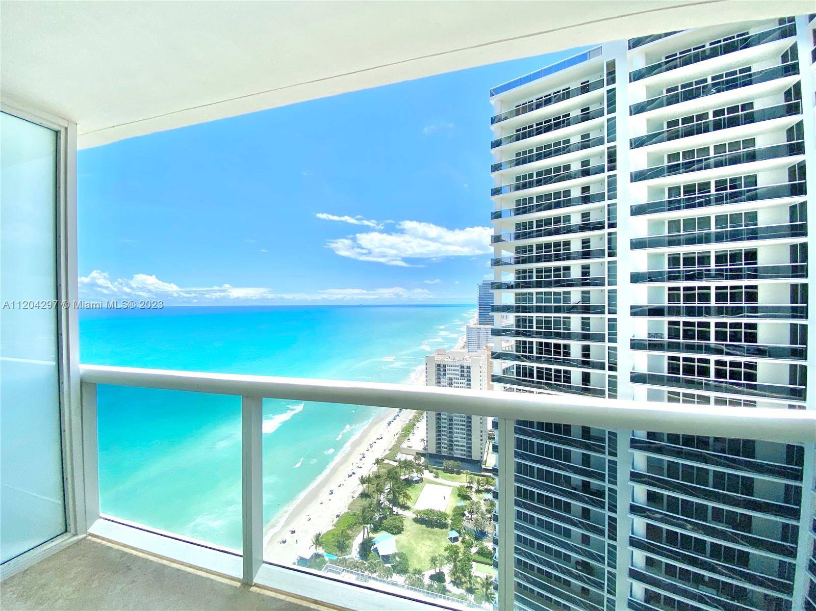 BEAUTIFUL AND FULLY FURNISHED 1 BD DEN, 1 BATH APARTMENT IN THE FAMOUS BEACH CLUB TWO.