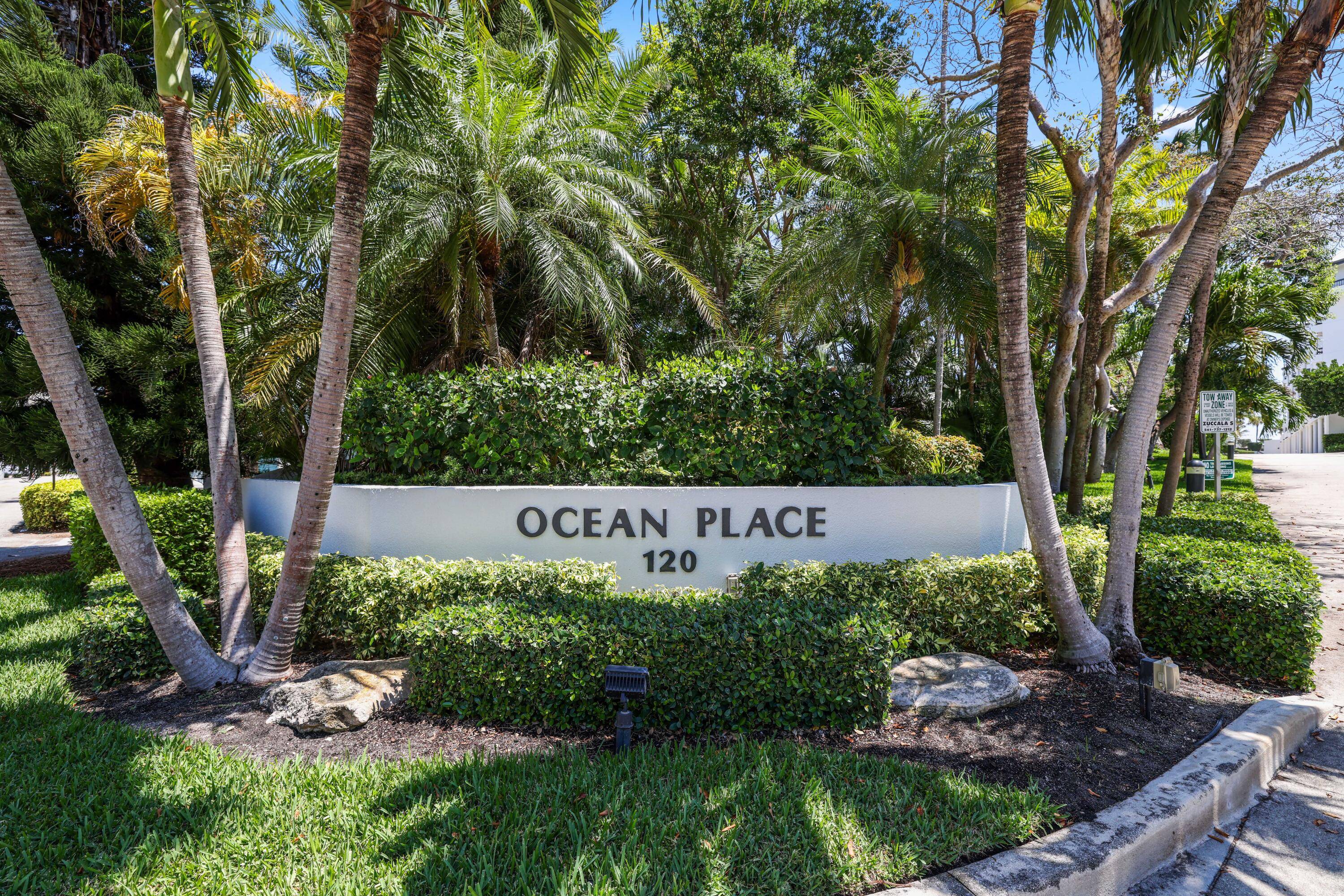 Welcome to your seaside retreat in the heart of Delray Beach !