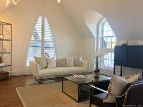 HIGH END LIVING The Jesup Townhouse is located in the Golden Triangle of downtown Westport.