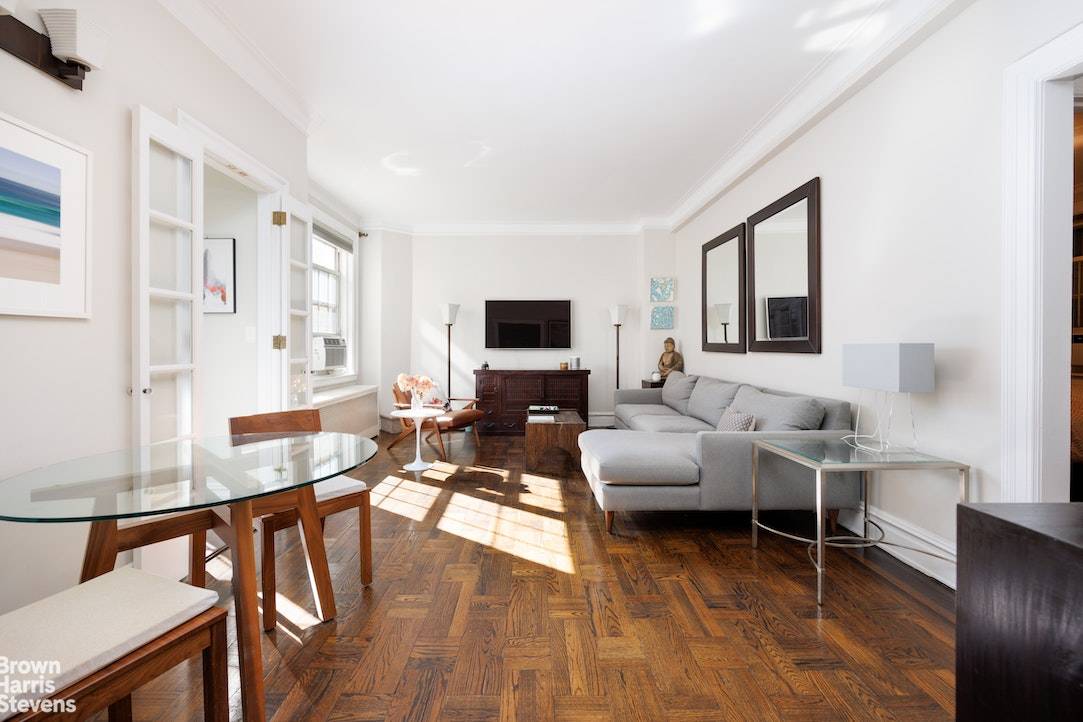 Welcome to this rarely available one bedroom convertible 2 with 1 bath apartment located on lower Fifth Avenue's Gold Coast, in a building designed by renowned residential architect Rosario Candela.
