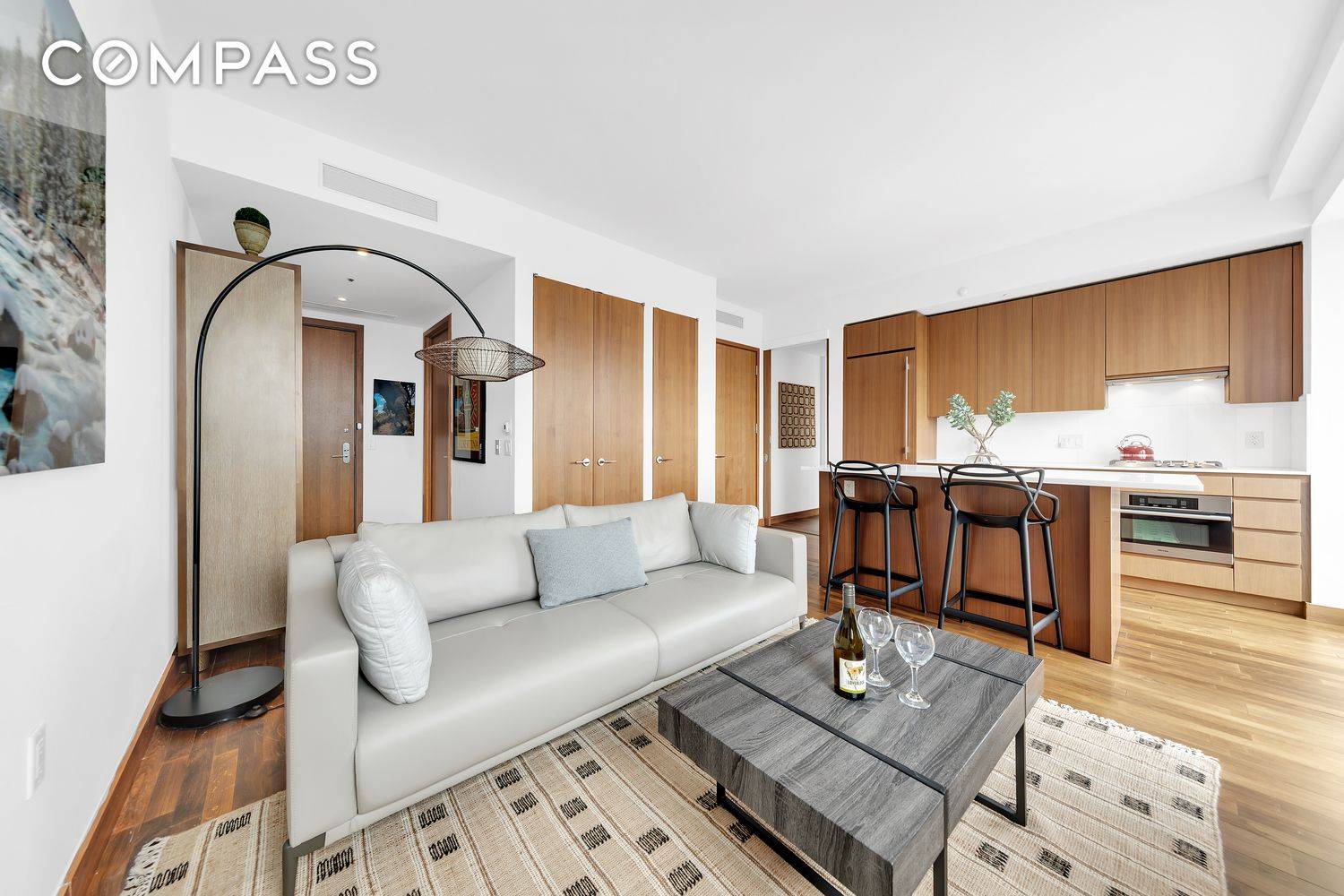 Perched on the 33rd floor of the iconic 400 Fifth Avenue, Residence 33B is a magnificent 1 bedroom, 1.