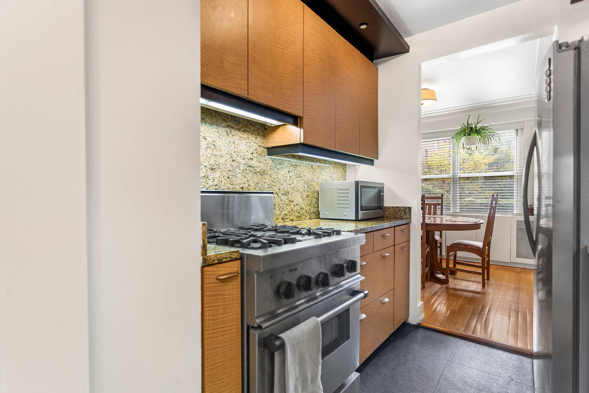 Welcome to unit 2W at Gramercy Park Towers !