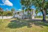 Large front yard great for pets and children