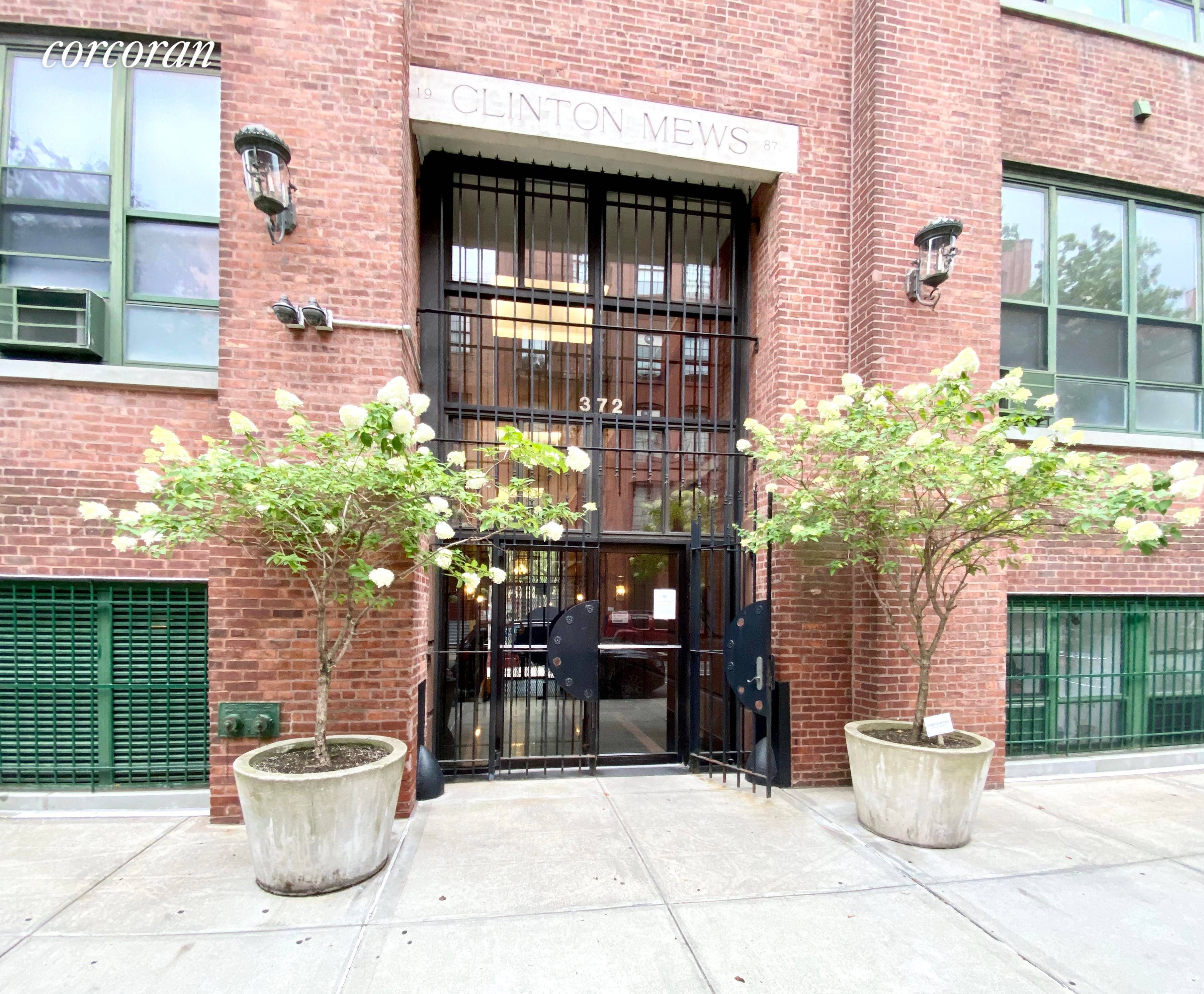 372 DeKalb Avenue, 1B Large 1 bedroom Office in heart of Clinton Hill Large one bedroom bonus room one bath apartment in the Clinton Mews.