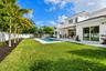 POOL_LOOKING_IN_DT