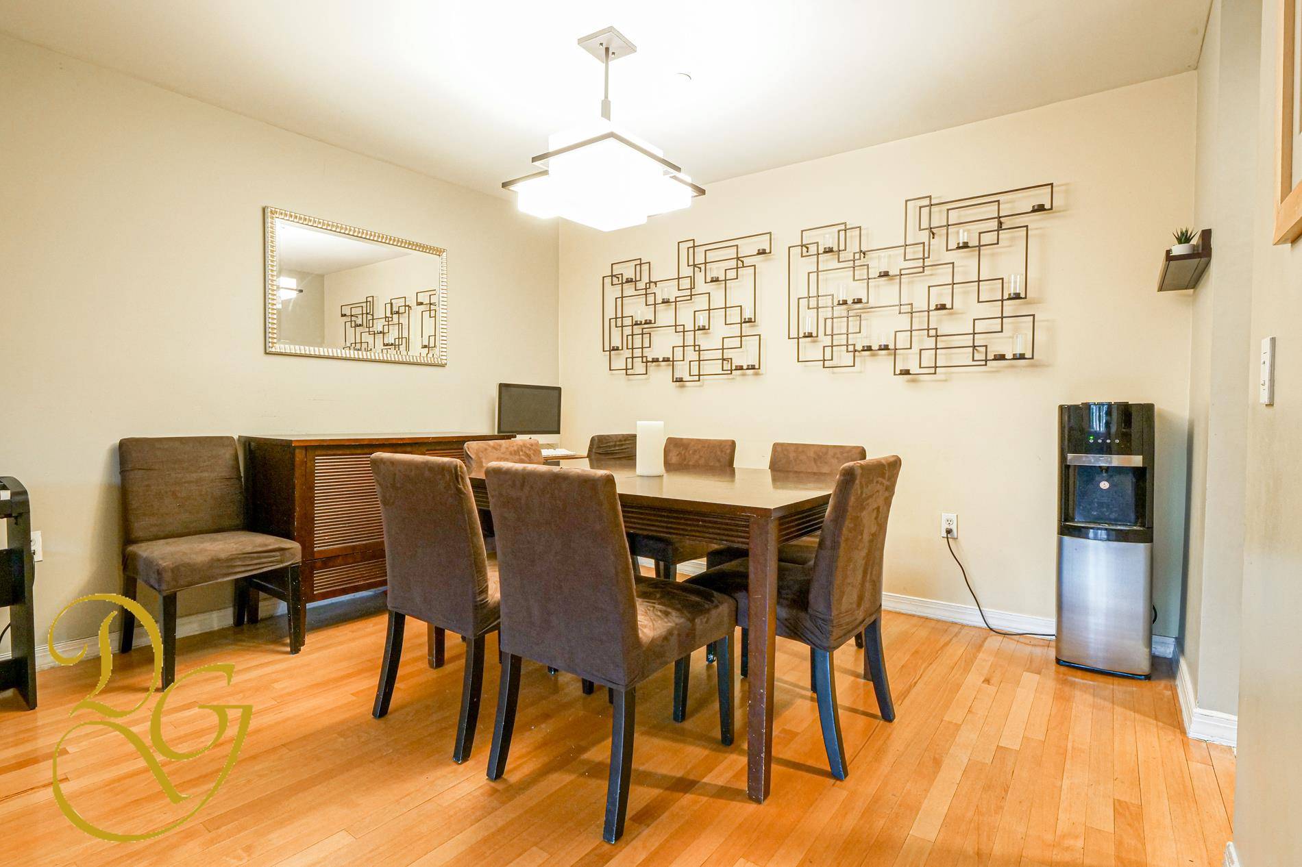 Enjoy the convenience of a spacious ground level 2 bedroom condominium with 2 full bathrooms.