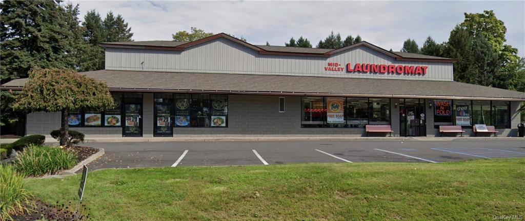Excellent retail location along North Plank Road in the Town of Newburgh, NY just off exit 10, I 84.