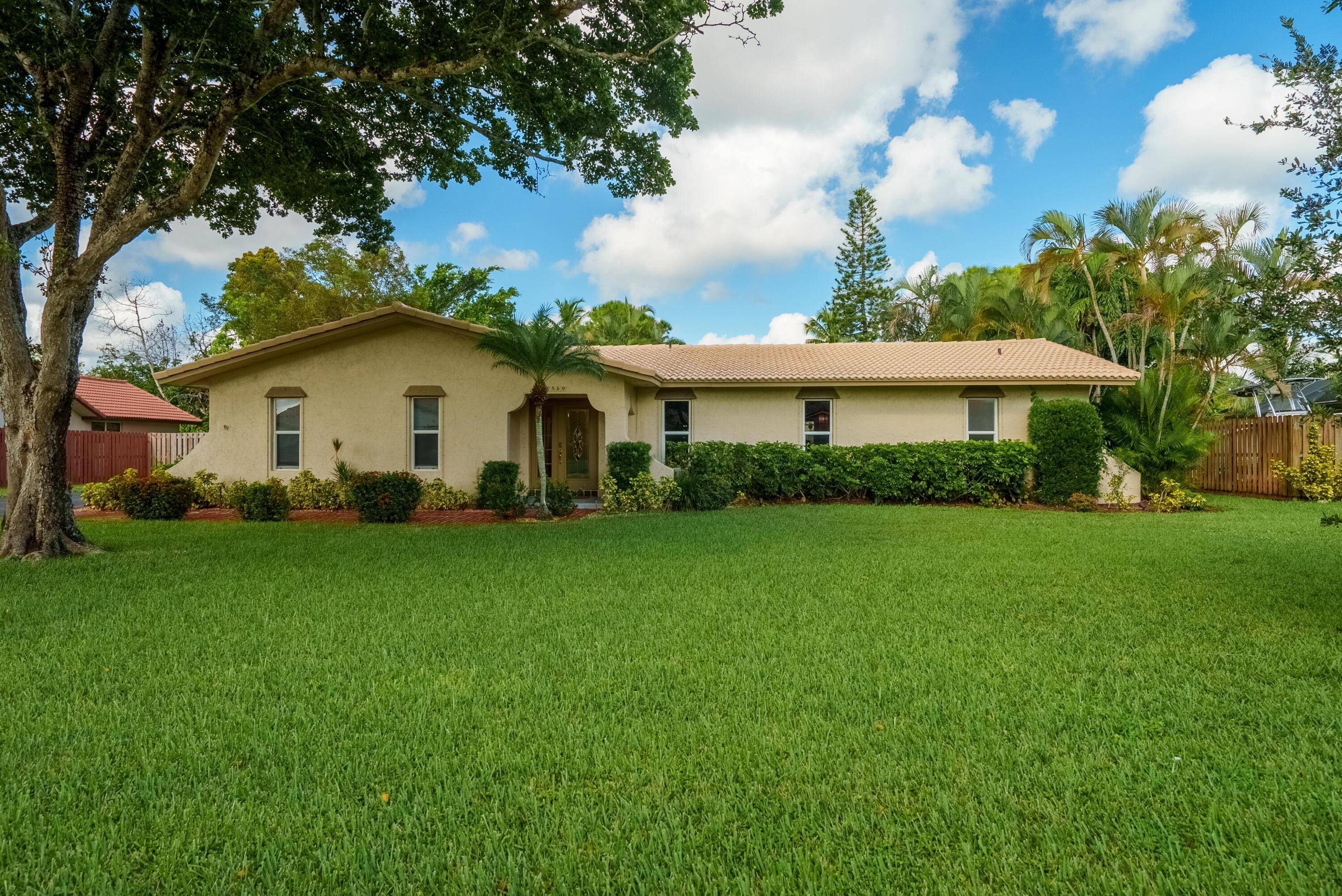 Dont miss your opportunity to purchase this beautiful 5 Bedroom 3 Bathroom Pool Home with No HOA, Tons of Parking and Room for a Boat or RV, located in the ...