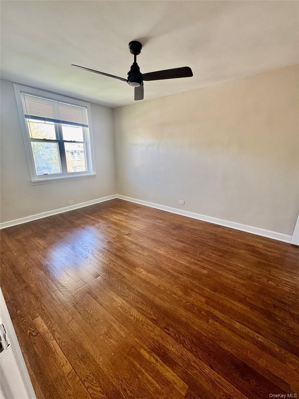 Bedroom-very spacious
