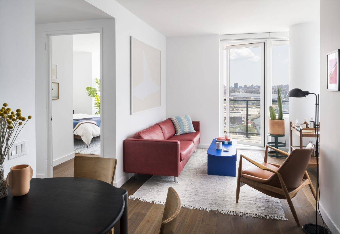 Brooklyn's premier waterfront rental building, The Greenpoint 21 India Street has select units available for the discerning tenant who desires the best Brooklyn has to offer.