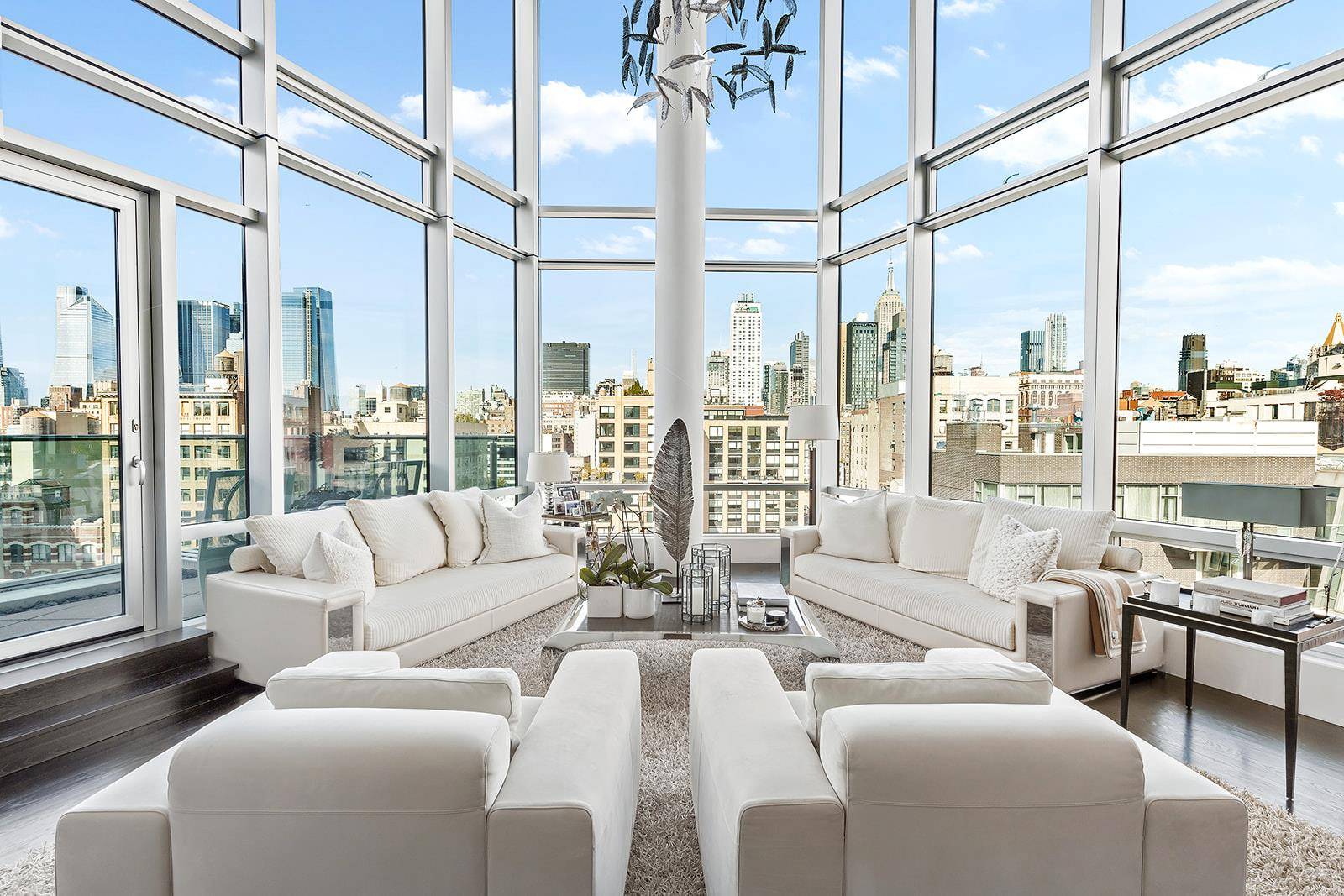 Delivering unprecedented space, light and luxury, this impeccable 3 bedroom triplex penthouse loft is a truly rare Chelsea offering in an amenity rich building.