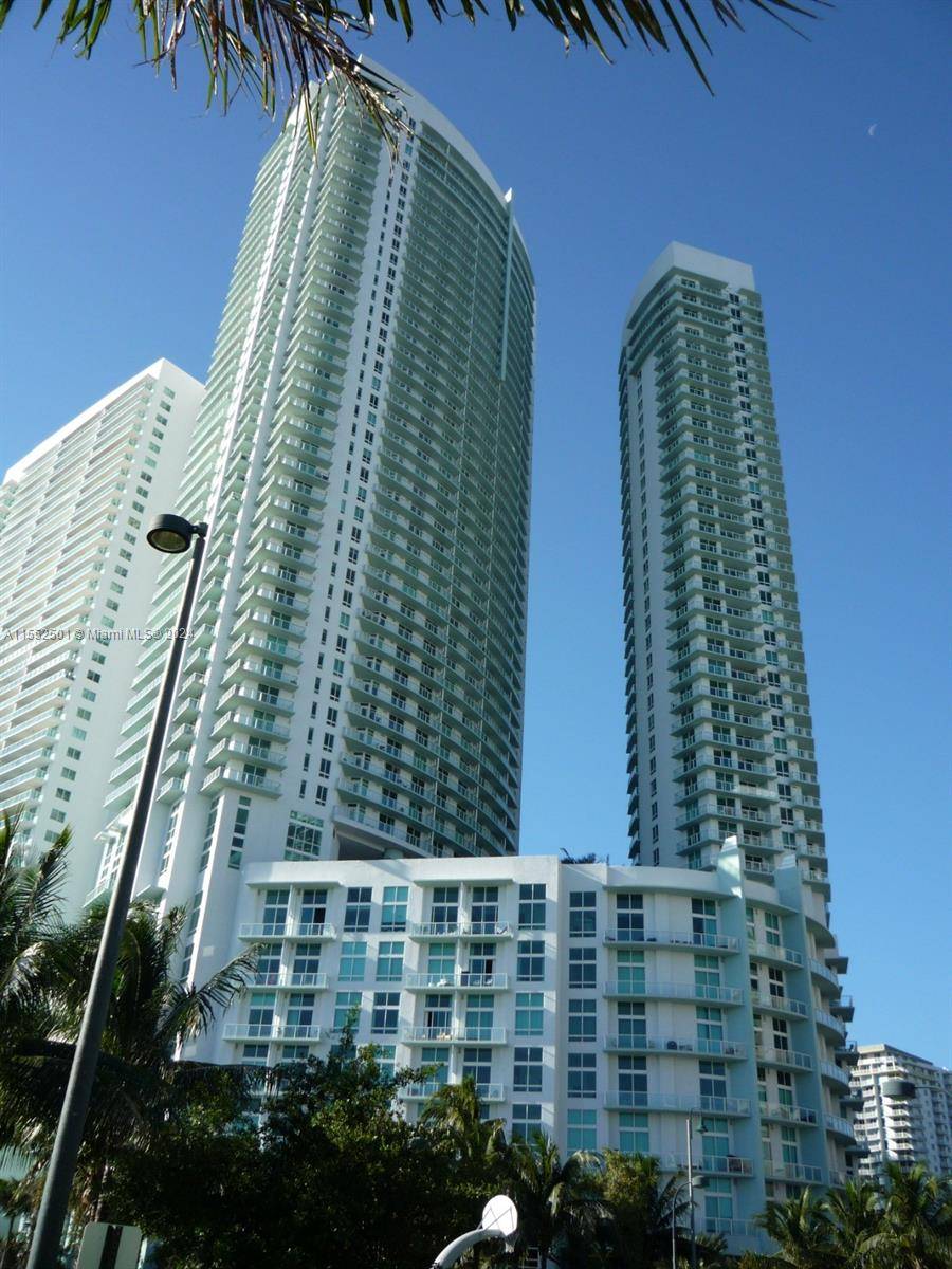 Beautiful apartment with ocean views in Brickell in the best location in the city