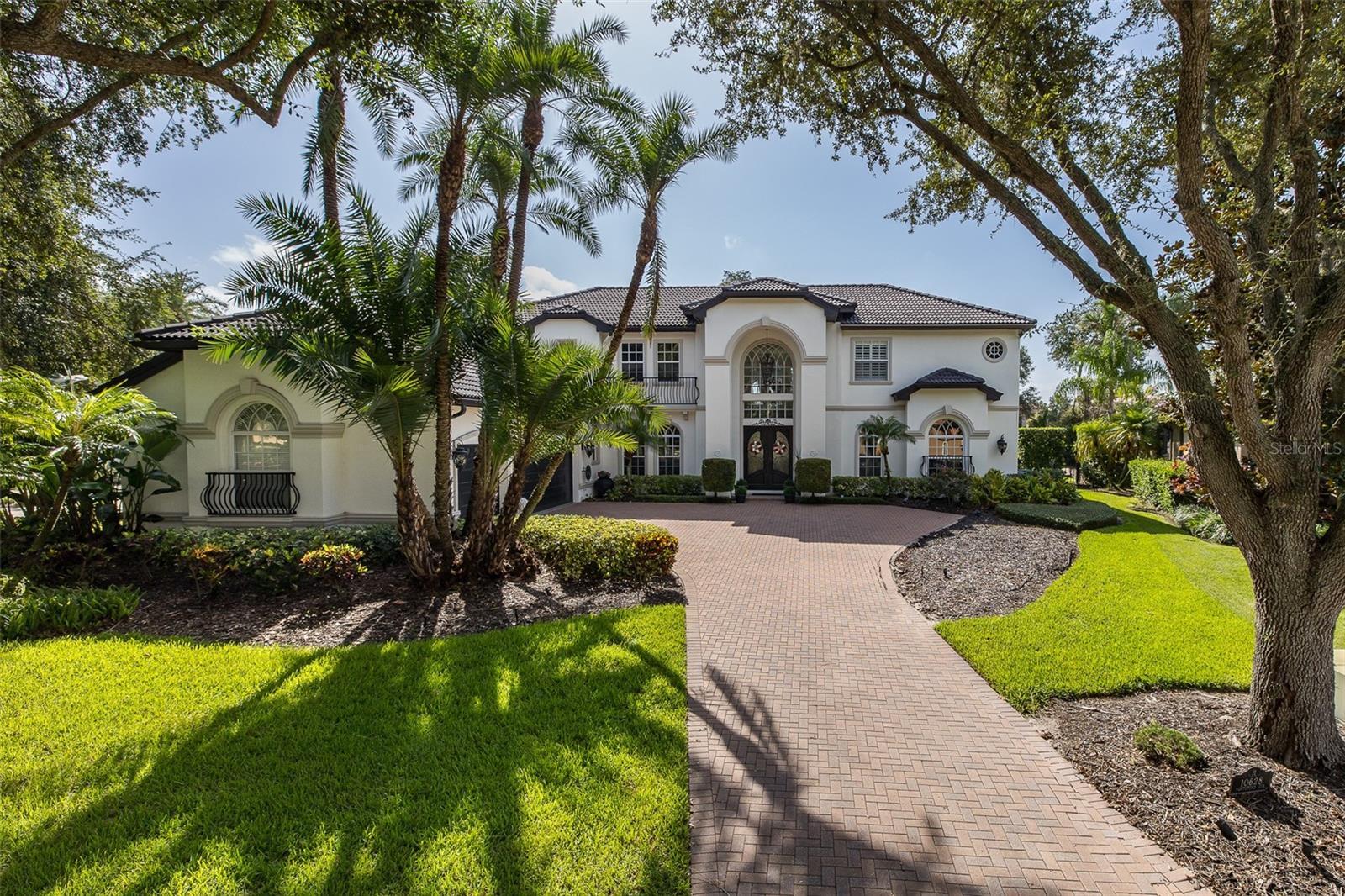 Presenting 10628 Pontofino Circle!