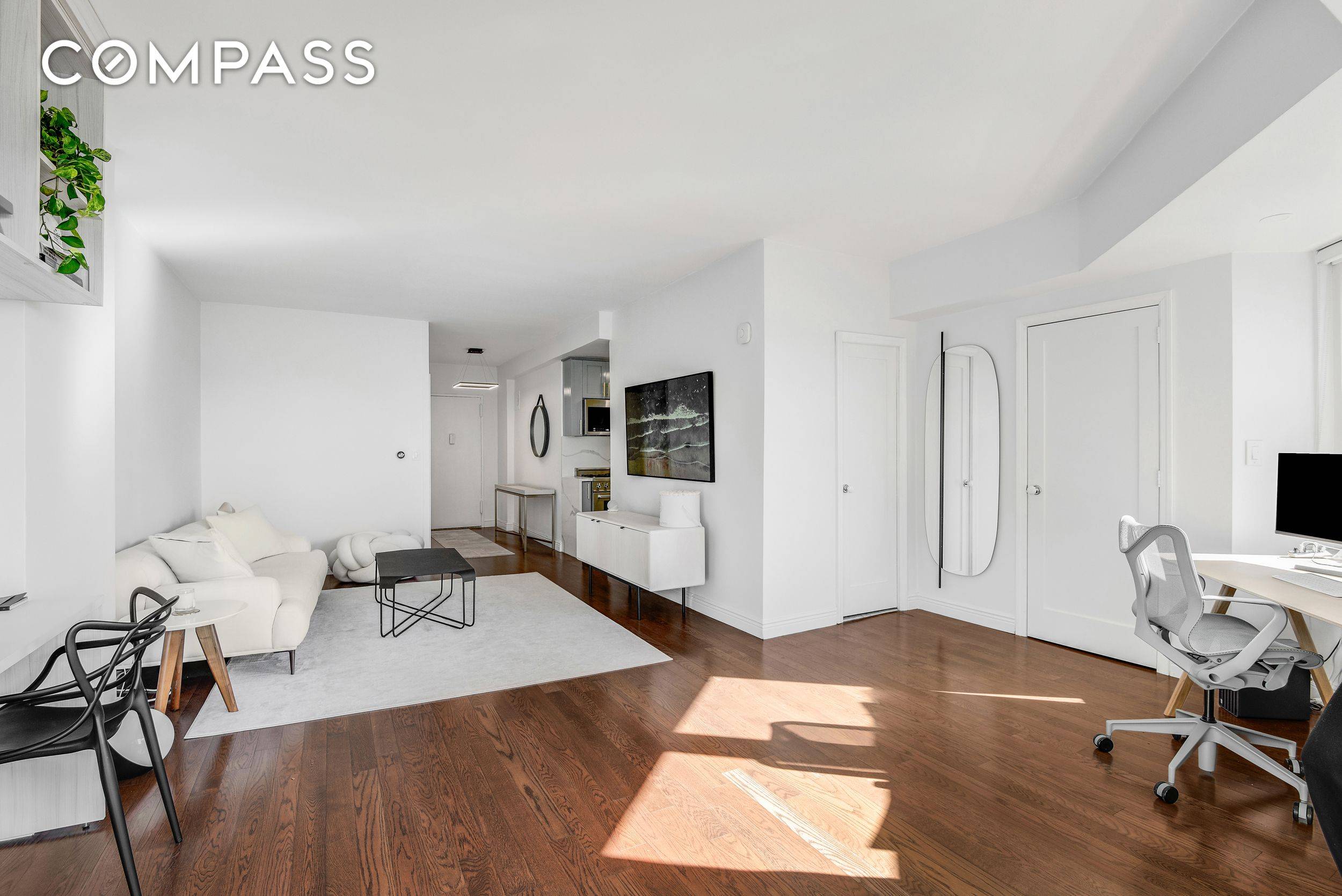 Manhattan Gem Fully Renovated Penthouse Alcove Studio PHL Welcome to PHL, an oversized alcove studio penthouse in a full service doorman building.