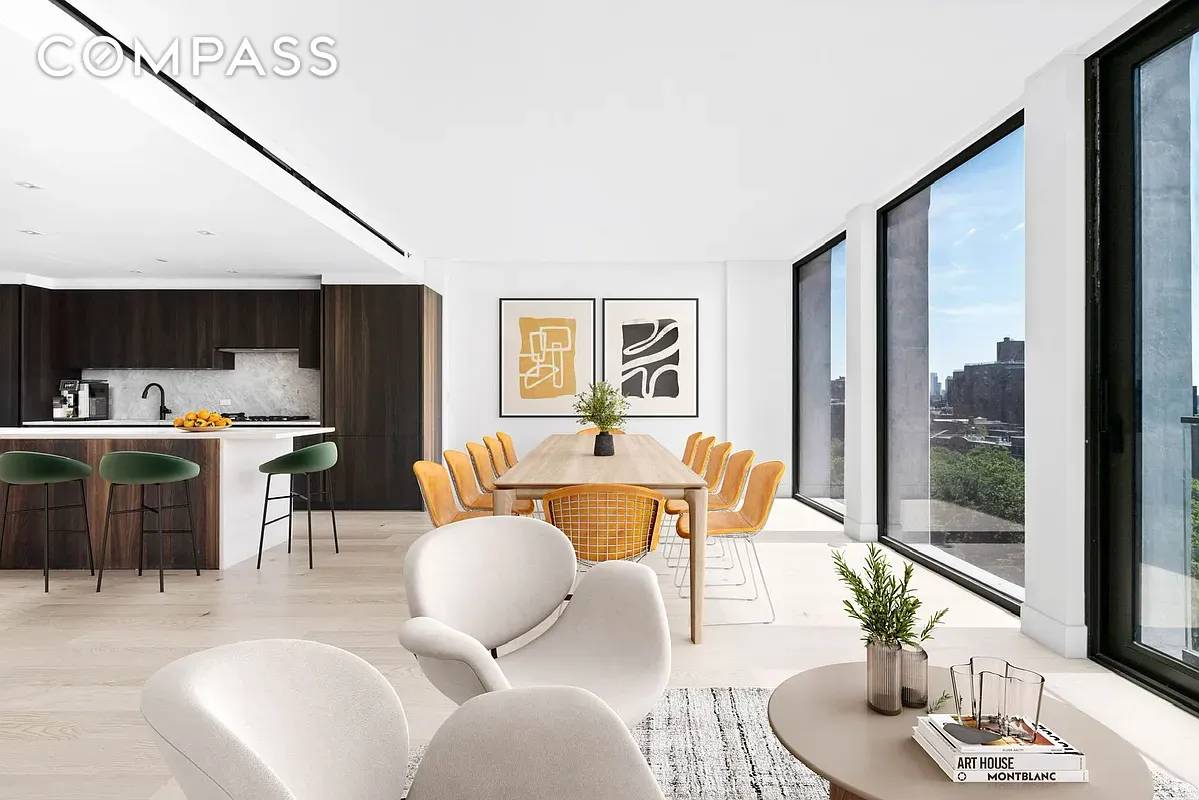 Conceived by Architecture Only and built by Nortco and Nexus Development, 165 Chrystie raises the bar on luxury living on Manhattan s vibrant Lower East Side.