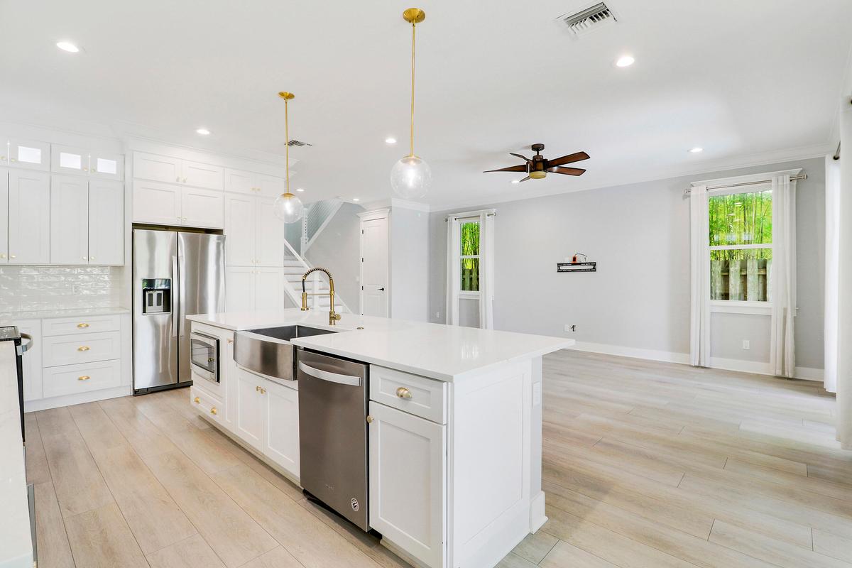 kitchen/living