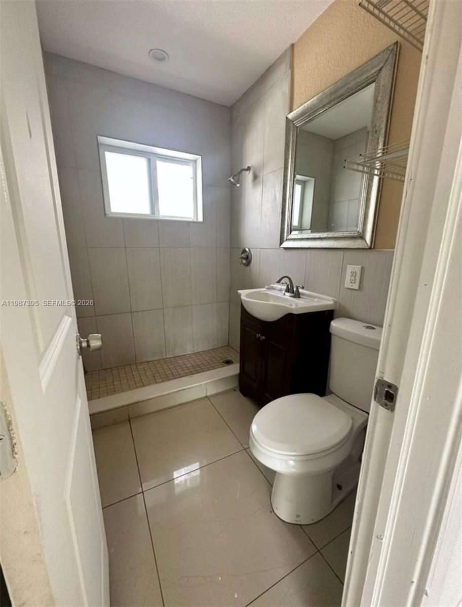Unit 1 - 2 bedroom