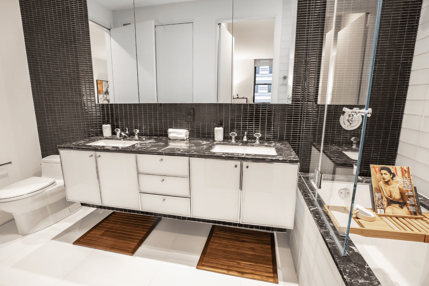 Luxurious Two Bedroom Two Bath Condo Experience urban elegance at The Broad Exchange Building.