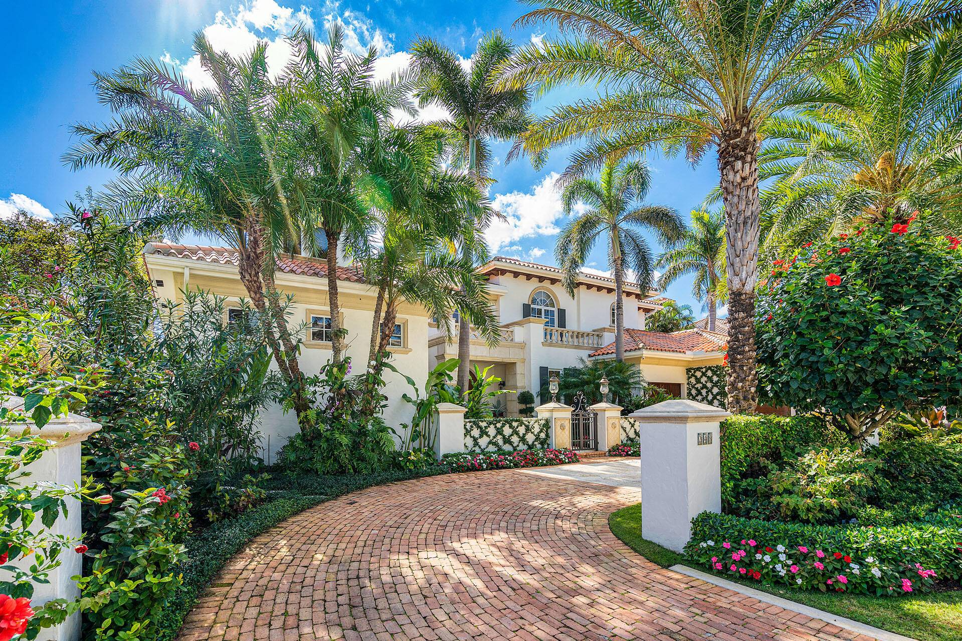 Live on the water in Royal Palm Yacht Country Club ; Boca Raton's most prestigious community ; with desirable south exposure in the back and views of Capone Island.