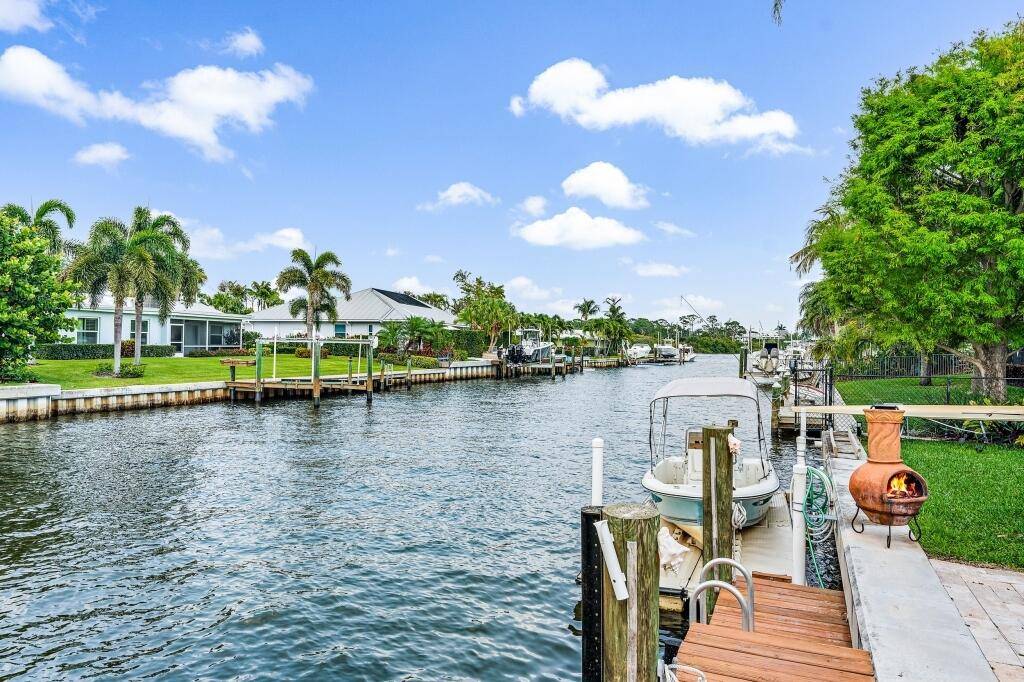 This beautiful waterfront home in Tequesta features 3 bedrooms and 3 full baths with an office den.