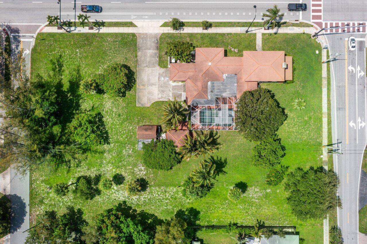 Largest assemblage of land east of I 95 between Boca Raton and Lighthouse Point 54, 520sqft in all of East Broward County.