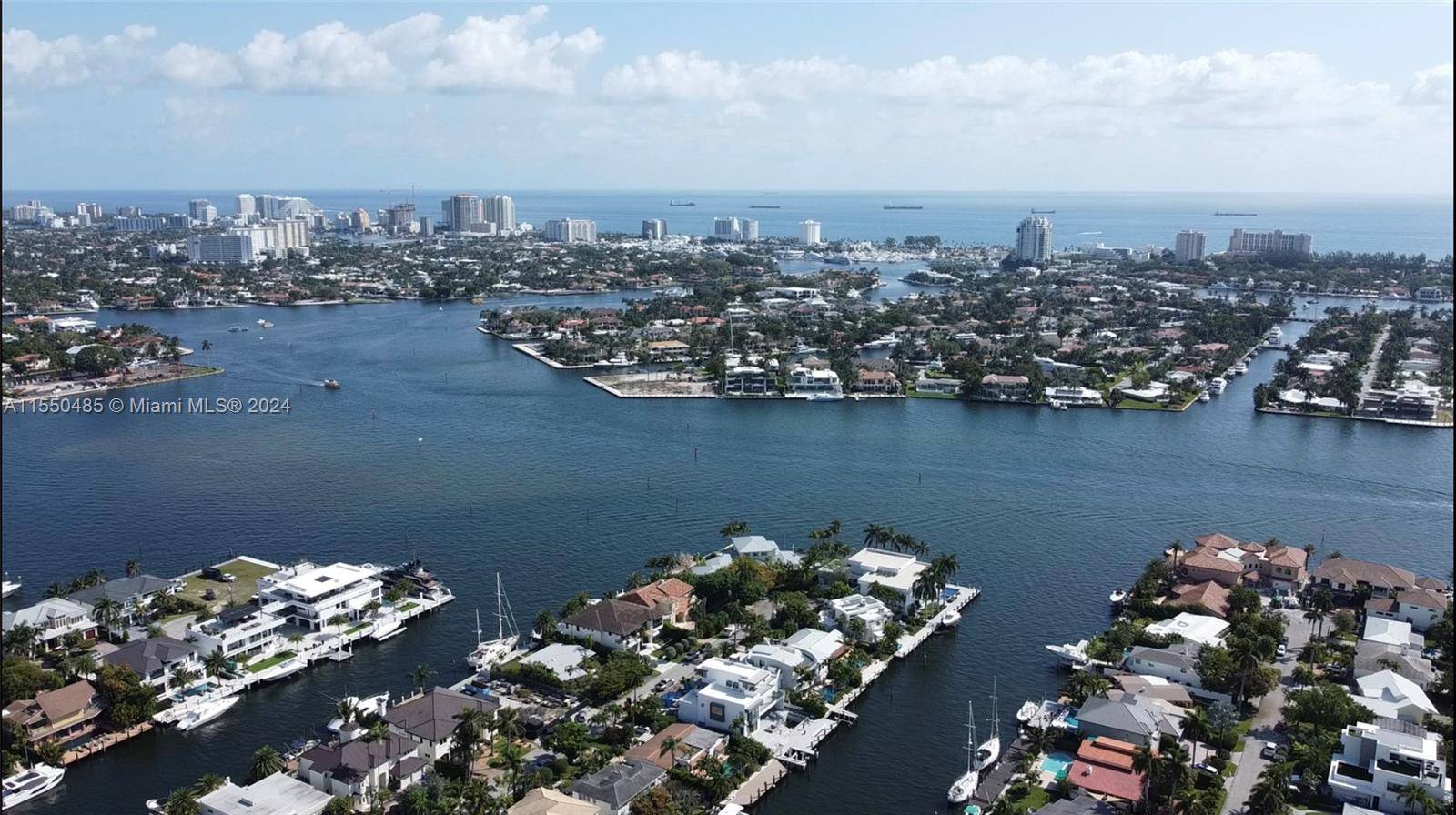 Discover the pinnacle of waterfront living nestled in the heart of the highly sought after Lauderdale Harbours.
