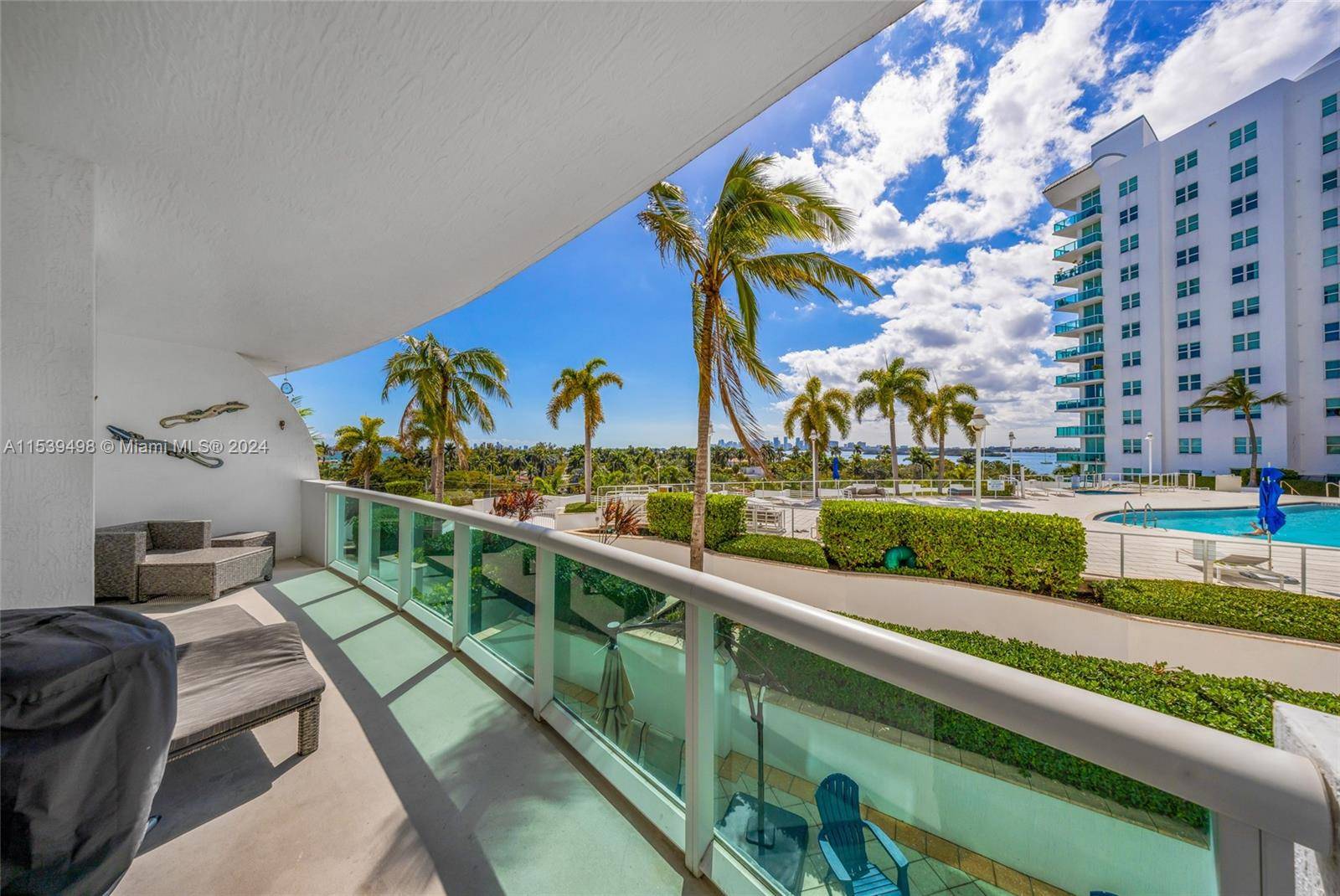 Stunning views from this modern and beautiful 2 bedrooms 2 bathrooms in high demand building in North Bay Village.