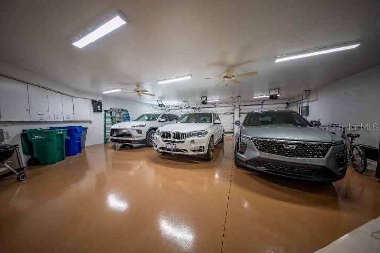 23 x 33 extra large garage