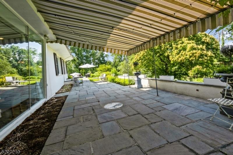 Awning provide extensive shade