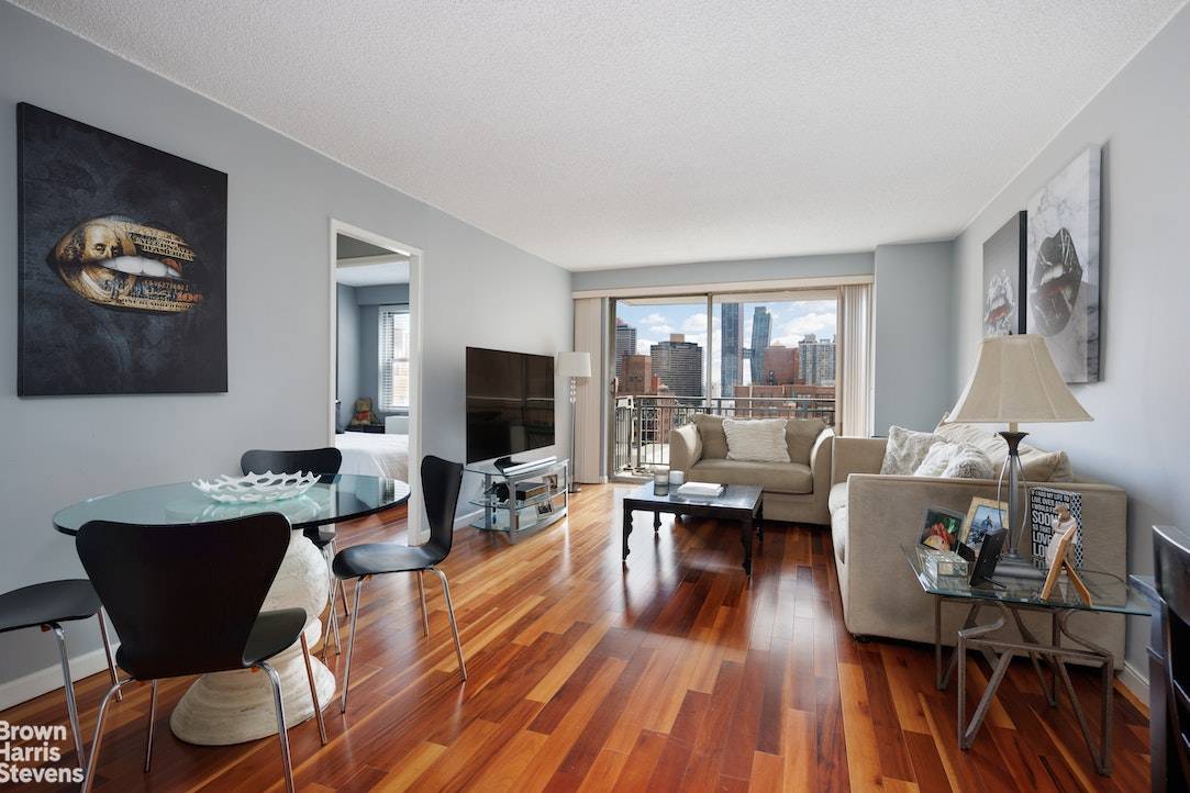 PRICE IMPROVEMENT ! ! Welcome home to your delightful 1 bedroom at Murray Hill House.