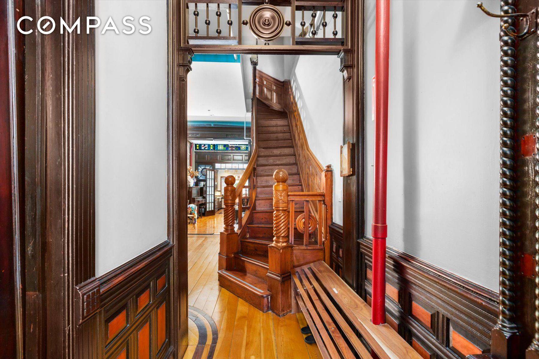 Historic Victorian townhouse in Harlem, restored to modern luxury, operating as a successful boutique hotel and Airbnb !