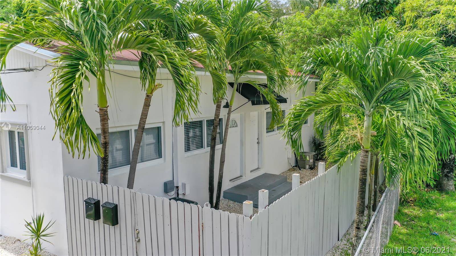 Remodeled Duplex in Coconut Grove !