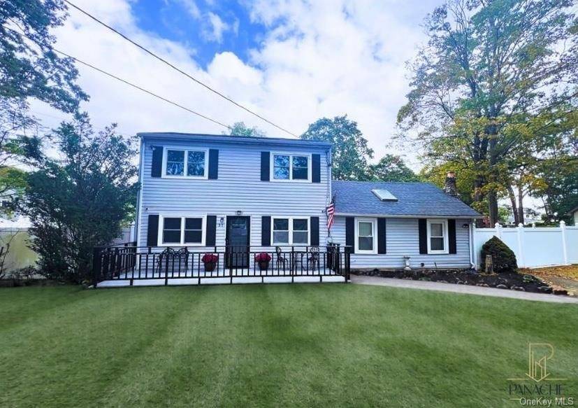 Welcome to 37 Lake Grove Blvd in Centereach, NY !