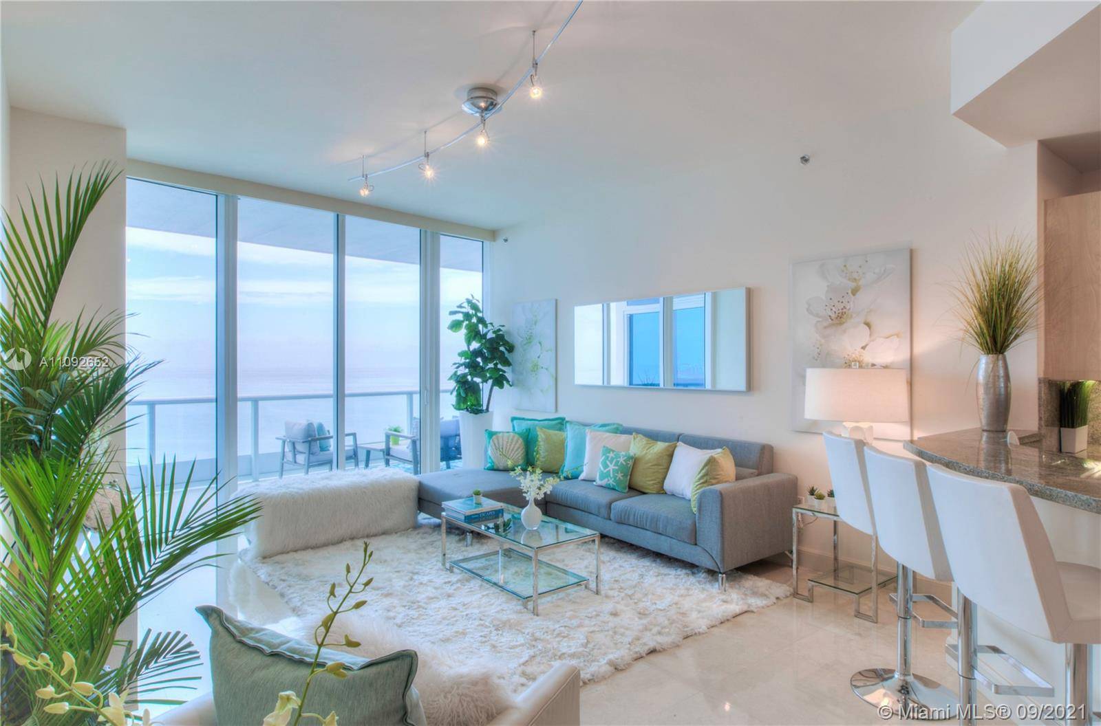 Ready to move in, direct ocean luxurious furnished 2 bed 2 1 2 bath condo.